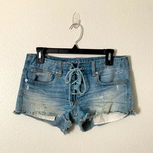 American Eagle Shortie super stretch size 6